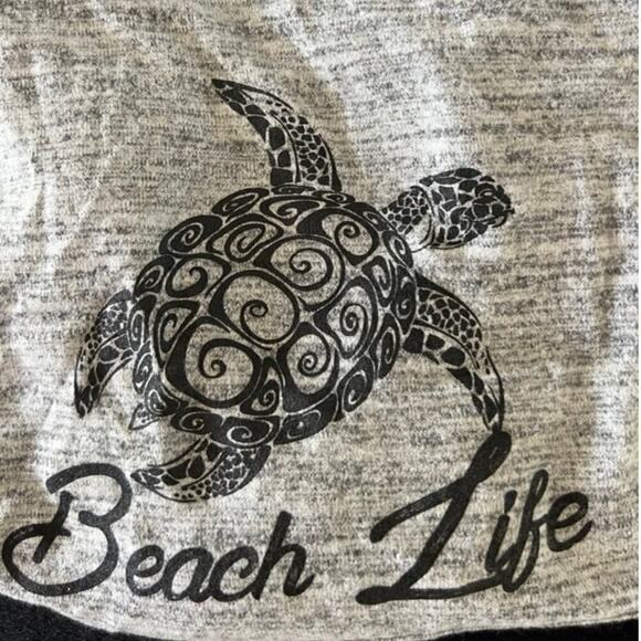 Farinze Pullover Hoodie with Beach Life Turtle Graphic - Picture 11 of 11